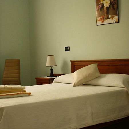 Residencial La Marea B&B Tarrafal タラファル エクステリア 写真