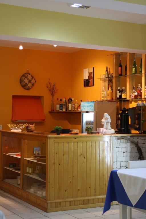 Residencial La Marea B&B Tarrafal タラファル エクステリア 写真
