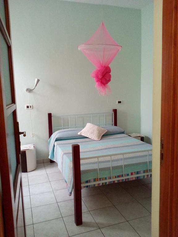 Residencial La Marea B&B Tarrafal タラファル エクステリア 写真