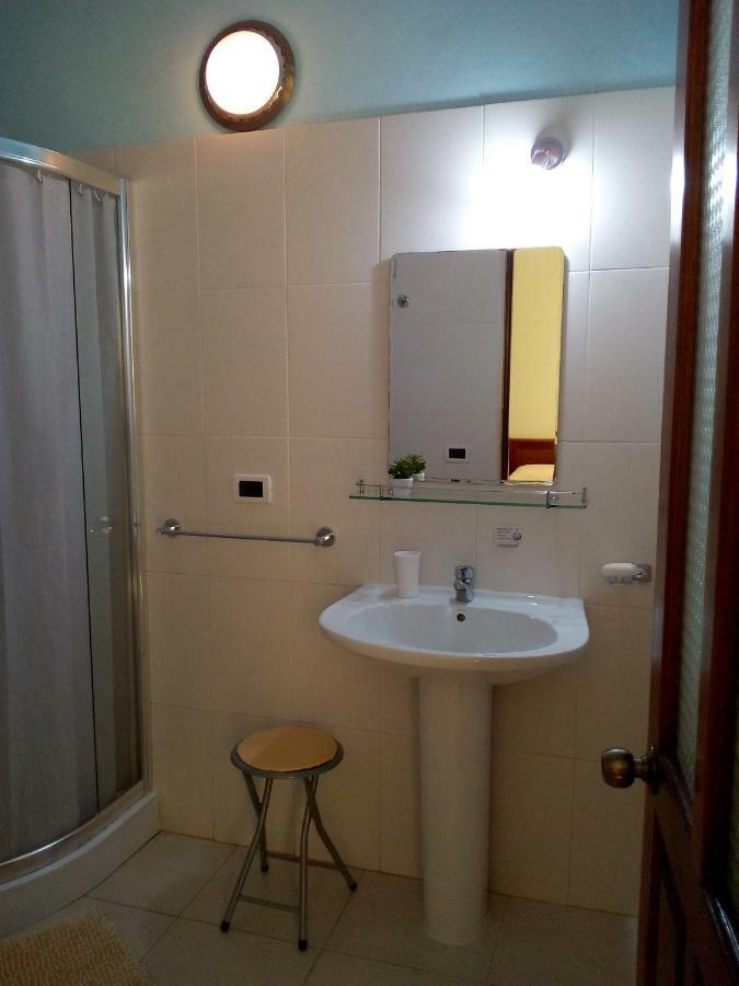 Residencial La Marea B&B Tarrafal タラファル エクステリア 写真